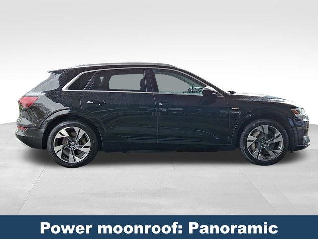 2021 Audi e-tron Premium quattro