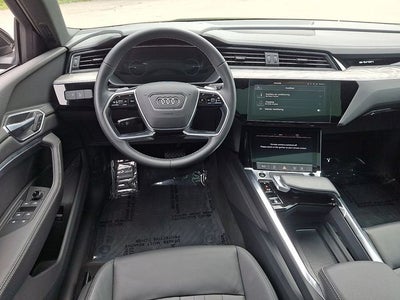 2023 Audi e-tron Premium quattro