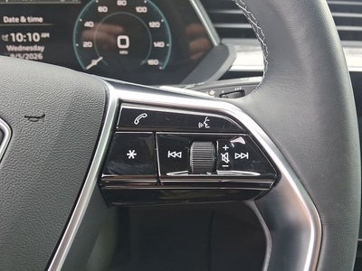 2023 Audi e-tron Premium quattro
