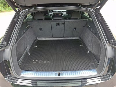 2023 Audi e-tron Premium quattro