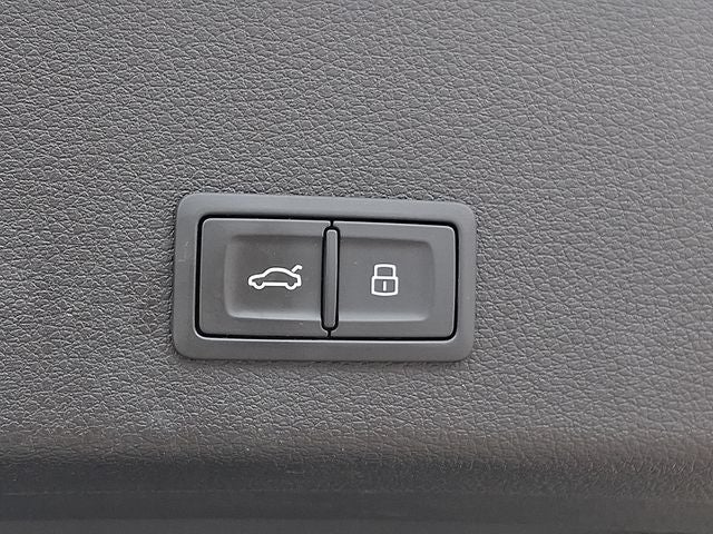 2023 Audi e-tron Premium quattro
