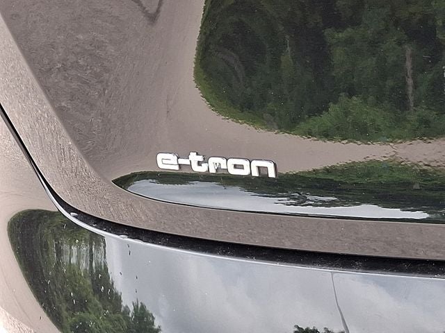 2023 Audi e-tron Premium quattro