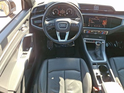 2022 Audi Q3 Premium quattro