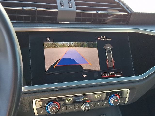 2022 Audi Q3 Premium quattro