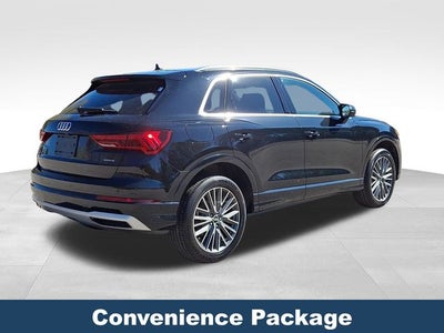 2022 Audi Q3 Premium quattro