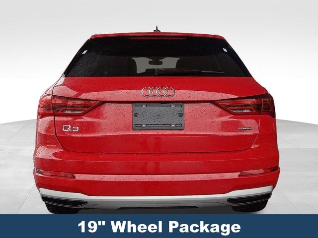 2022 Audi Q3 Premium quattro