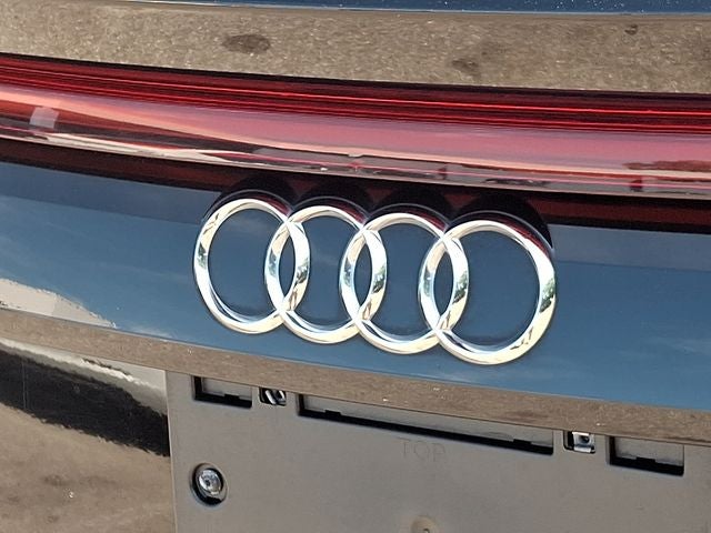 2021 Audi Q8 55 Premium Plus quattro