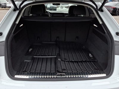 2020 Audi Q8 55 Prestige quattro