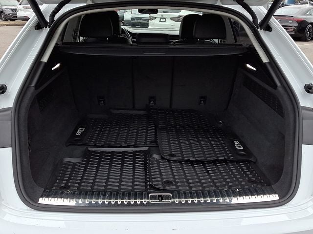 2020 Audi Q8 55 Prestige quattro