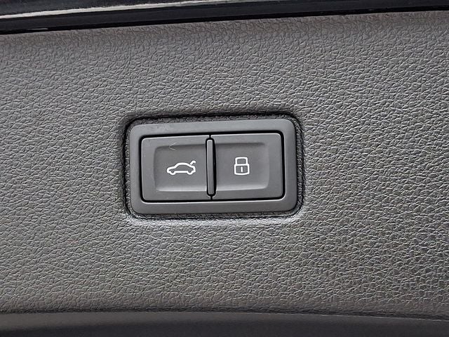 2022 Audi Q7 55 Premium Plus quattro