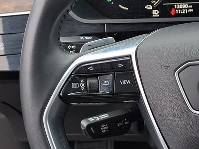 2019 Audi e-tron Prestige quattro