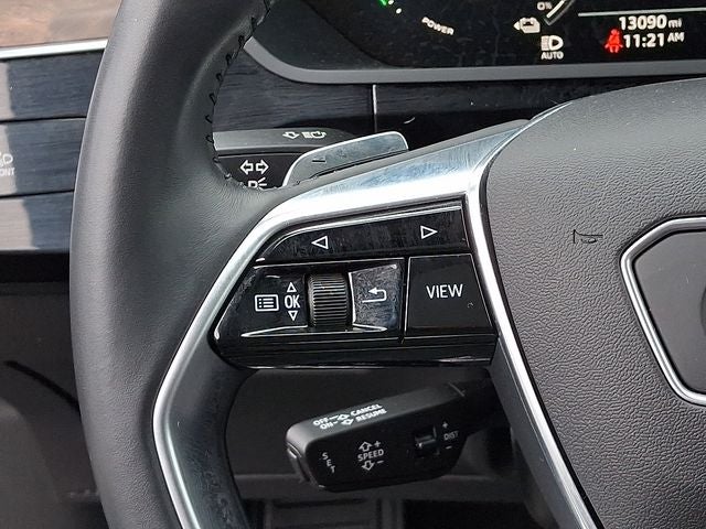 2019 Audi e-tron Prestige quattro