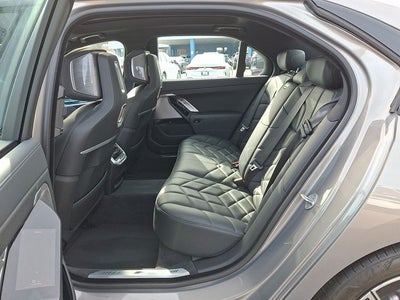 2025 BMW 7 Series 740i