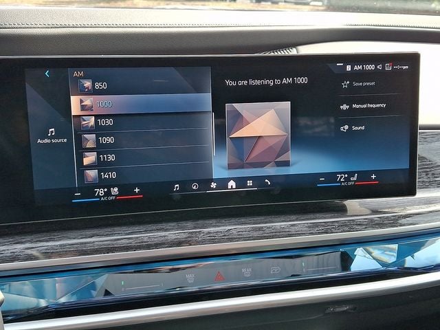 2025 BMW 7 Series 740i