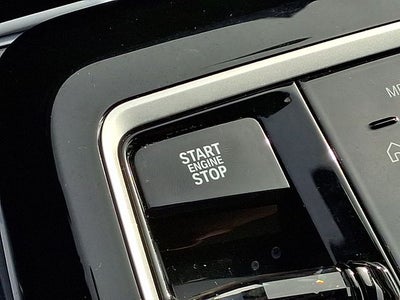 2025 BMW 7 Series 740i