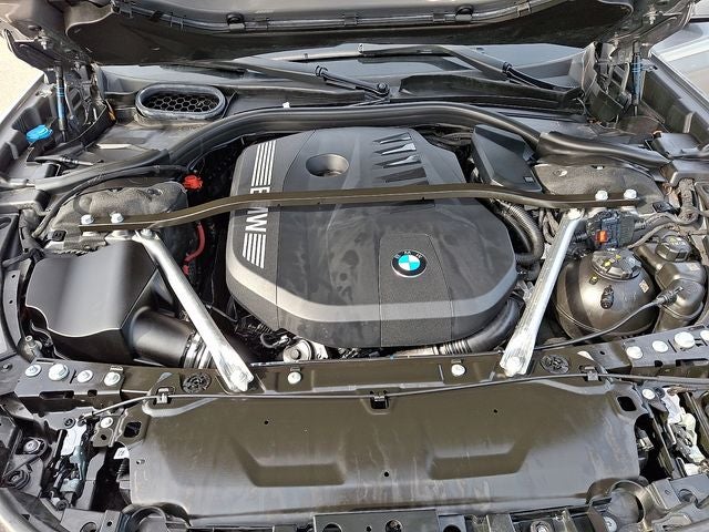 2025 BMW 7 Series 740i