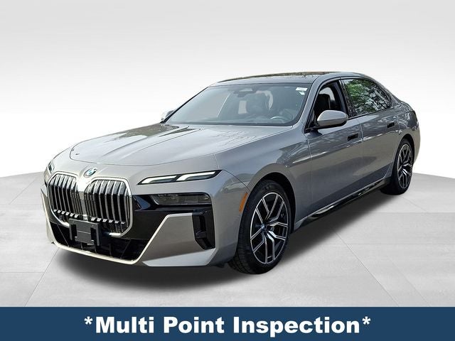 2025 BMW 7 Series 740i