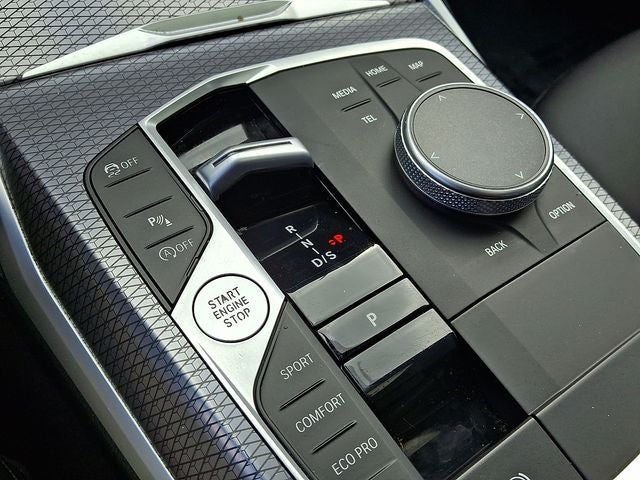 2025 BMW 3 Series 330i xDrive