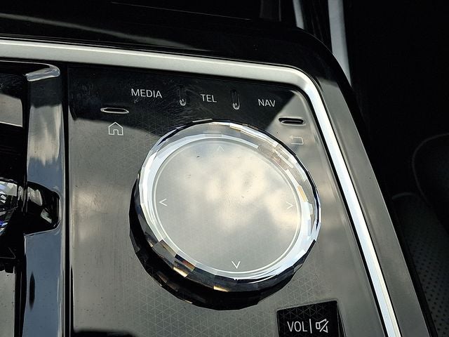 2025 BMW 7 Series 740i xDrive