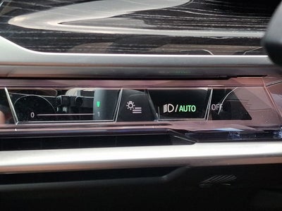 2025 BMW 7 Series 740i xDrive