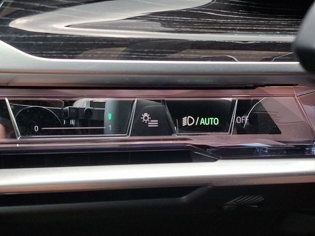 2025 BMW 7 Series 740i xDrive
