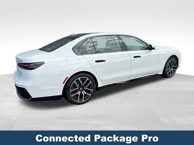 2025 BMW 7 Series 740i xDrive