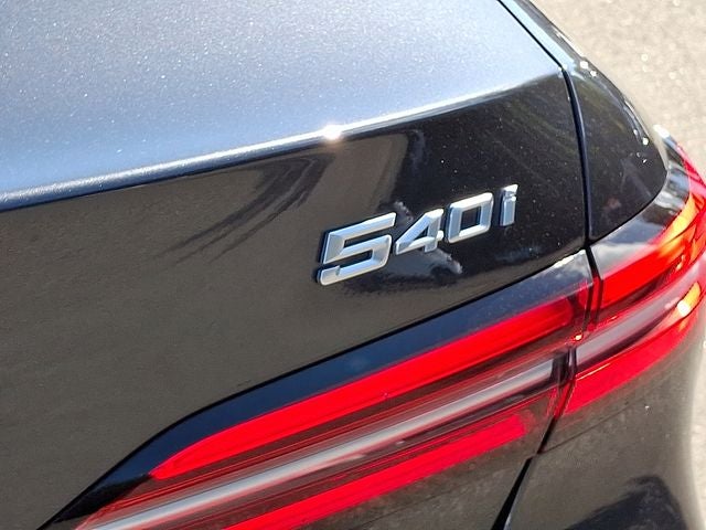 2025 BMW 5 Series 540i xDrive