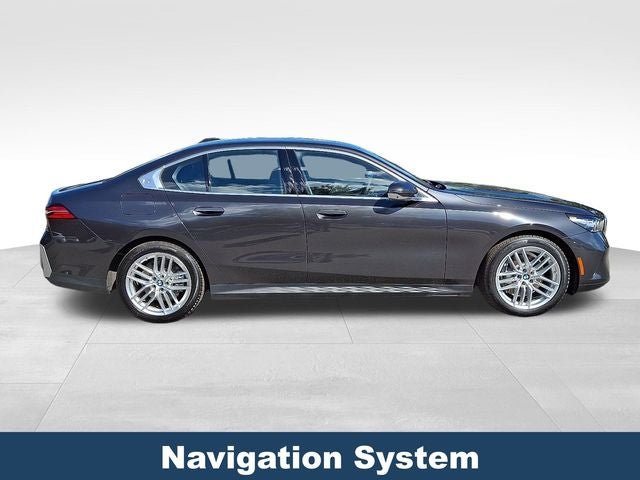 2025 BMW 5 Series 540i xDrive
