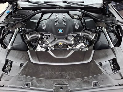 2022 BMW 7 Series 750i xDrive