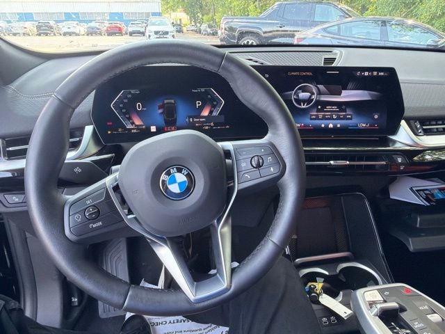 2025 BMW X2 xDrive28i
