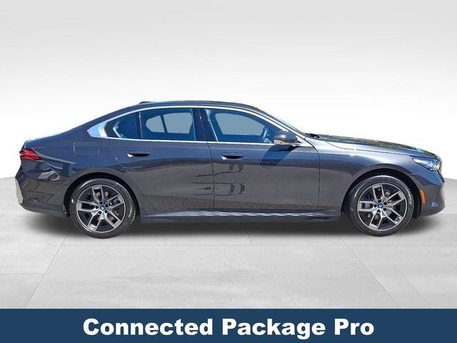 2025 BMW i5 eDrive40