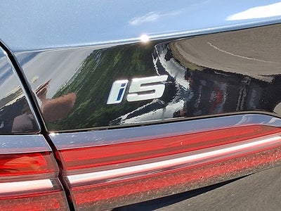 2024 BMW i5 eDrive40
