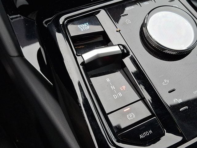 2025 BMW i5 eDrive40