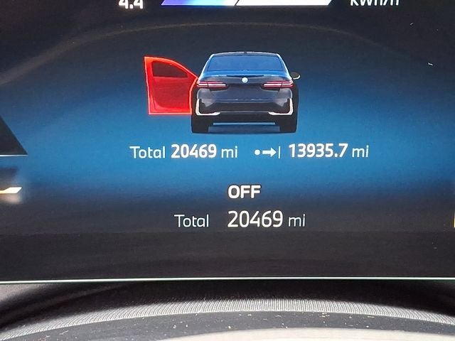 2025 BMW i5 eDrive40