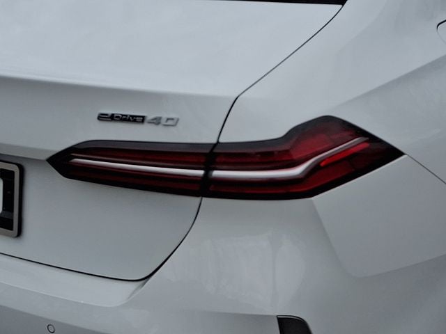 2024 BMW i5 eDrive40