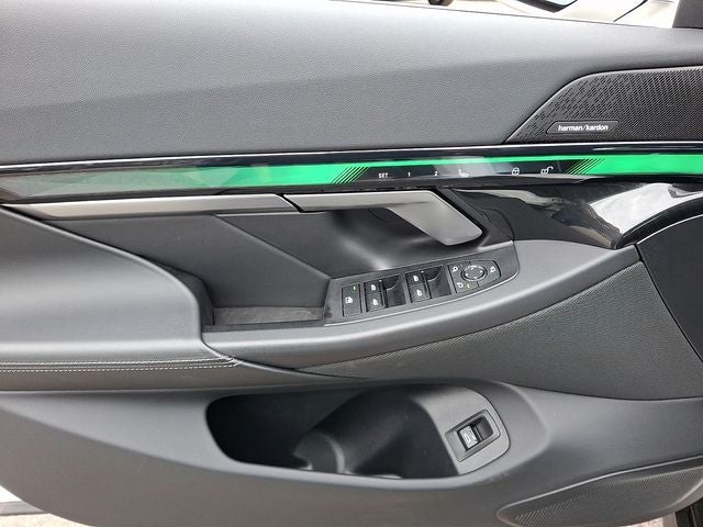 2024 BMW i5 eDrive40