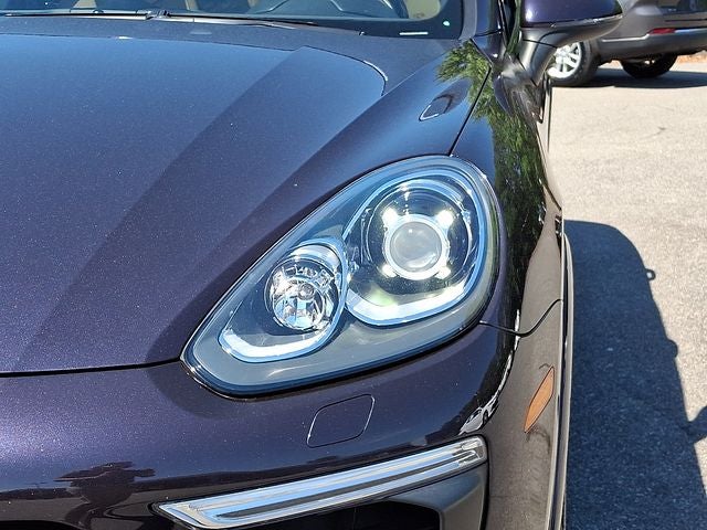 2017 Porsche Cayenne Base