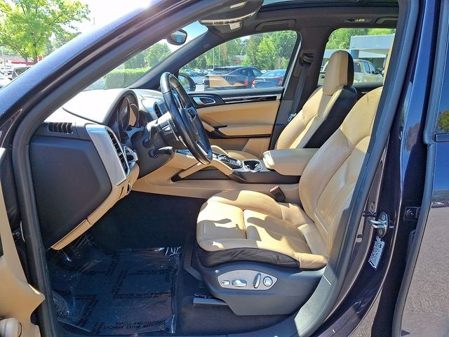 2017 Porsche Cayenne Base