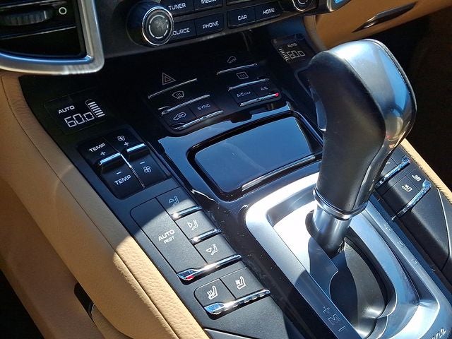 2017 Porsche Cayenne Base
