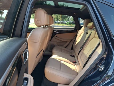 2019 Porsche Macan Base