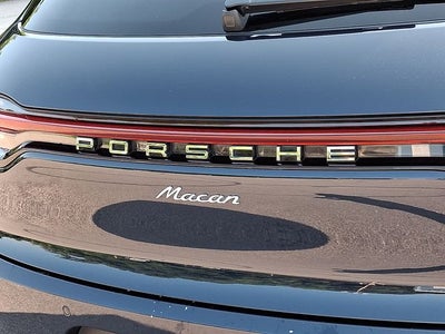 2019 Porsche Macan Base