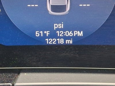 2024 Porsche Macan Electric 4