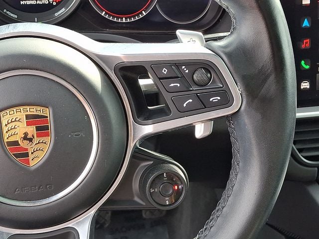 2022 Porsche Cayenne E-Hybrid Base