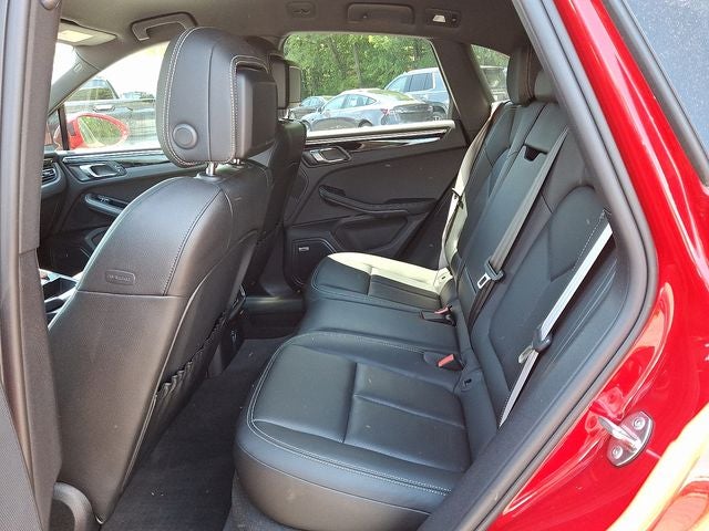 2022 Porsche Macan S