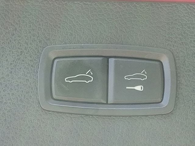 2022 Porsche Macan S