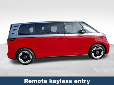 2025 Volkswagen ID. Buzz Pro S Plus