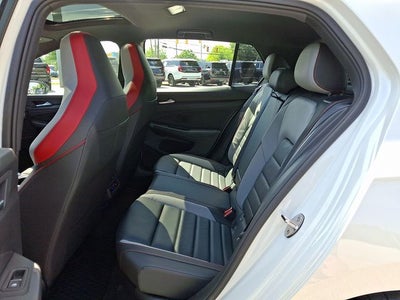 2024 Volkswagen Golf GTI Autobahn