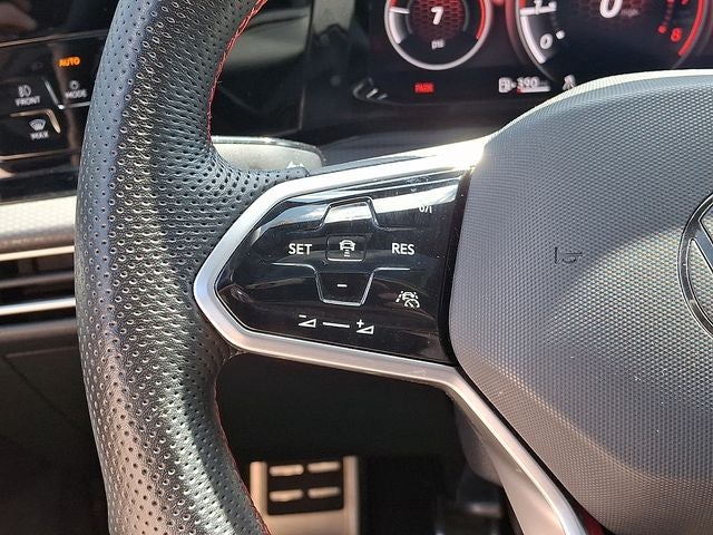 2024 Volkswagen Golf GTI Autobahn