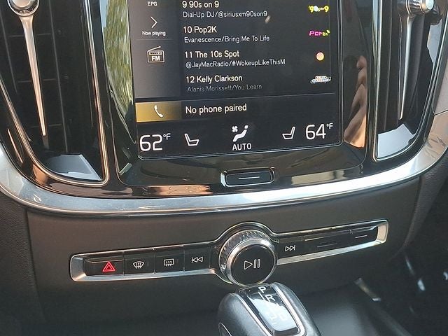 2021 Volvo V60 Cross Country T5