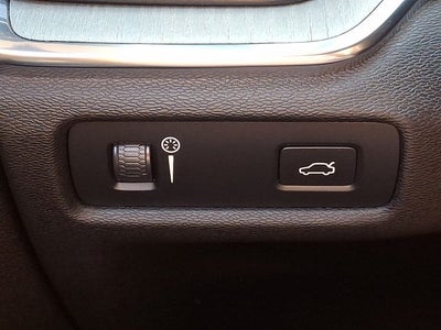 2021 Volvo V60 Cross Country T5